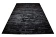 Alfombra de cuero de vaca negra con diseño a rayas