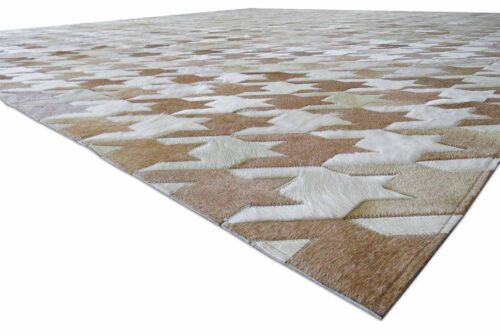 White and Beige hides in Houndstooth Design patchwork rug