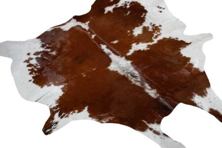 c105++ Black and White Cowhide Rug