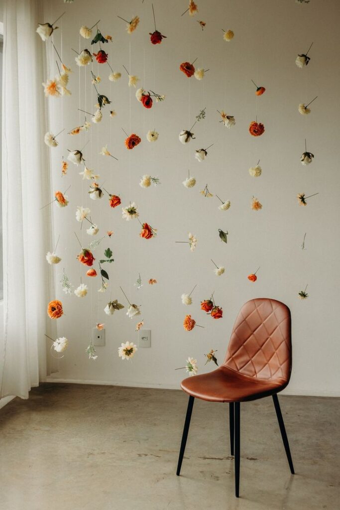 Dreamy Hanging Flower Garland